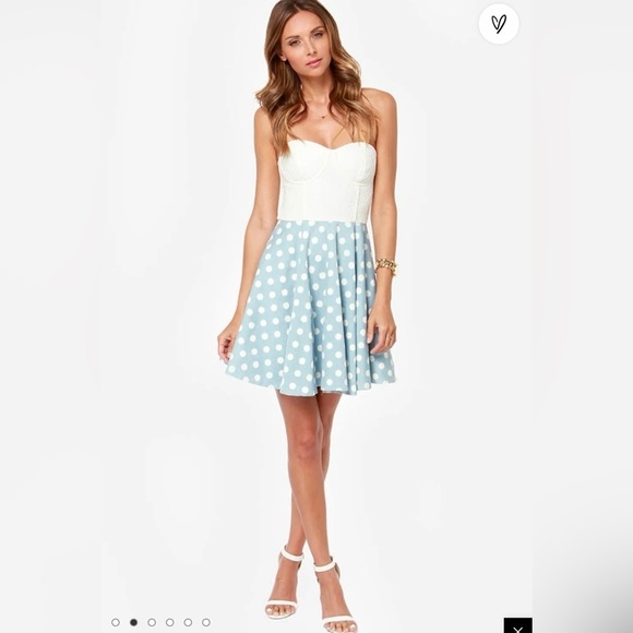 NWT Women’s Mink Pink Sugar Magnolia Blue and Ivory Polka Dot Dress Size Medium - Picture 1 of 12